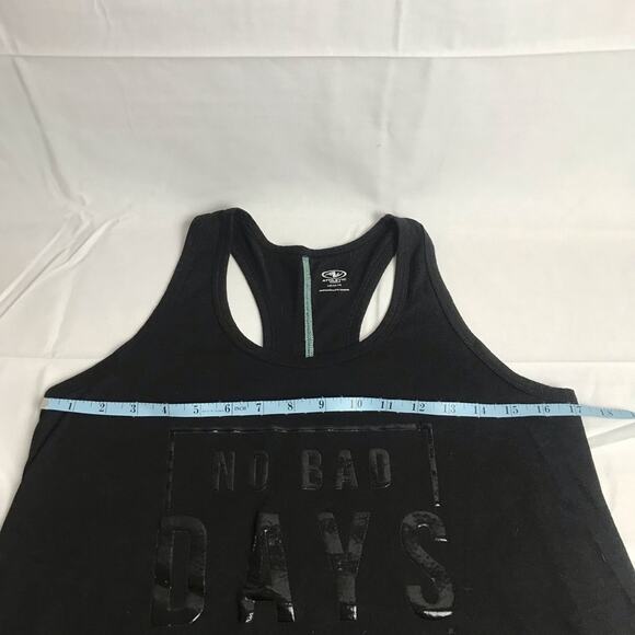 Athletic works - Picture 6 of 9